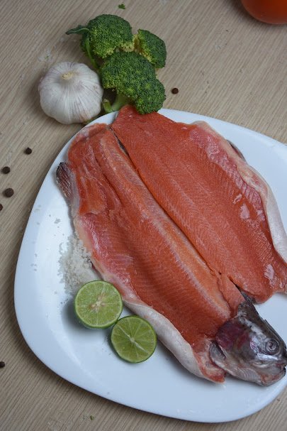 TRUCHA SALMONADA